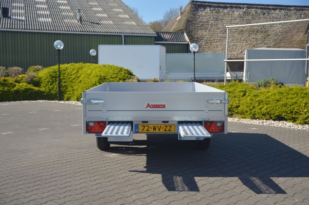 Productfoto Anssems ASX 2000 (325x178) Plateauwagen met oprijplaten