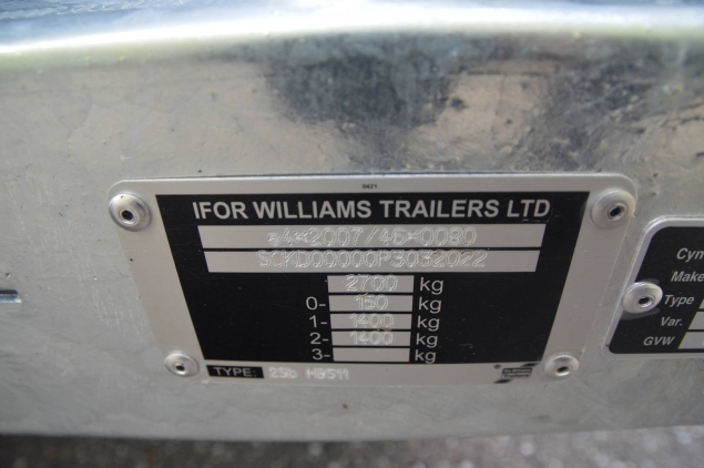 Productfoto Ifor Williams HB511 2 paards paardentrailer 2700kg (354x178x225) 