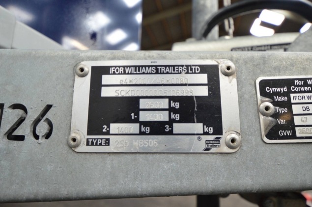 Productfoto Ifor Williams HB506 met vooruitloop (320x165x222cm) 
