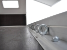 Miniatuur foto Quickmove Big XX wit met zijklep gesloten aanhangwagen (550x215x233cm)